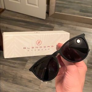 Blenders Eyewear glasses *polarized